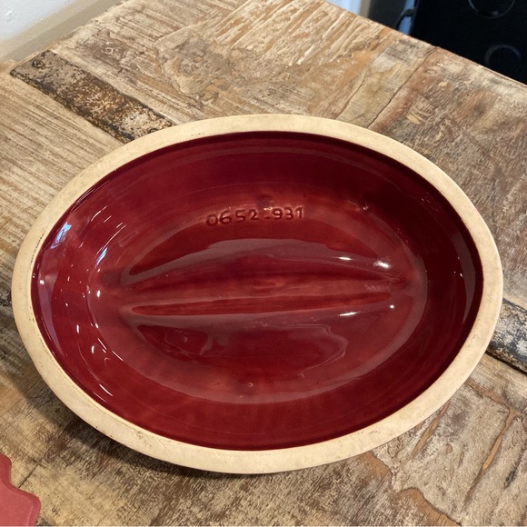 Vintage France Appolia Covered Casserole Dish Red Holly Berry Christmas Fall - Picture 15 of 16